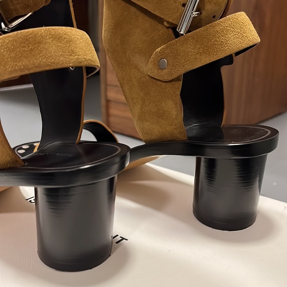 BNIB Isabel Marant “Jaeryn” sandal. - Picture 4 of 5